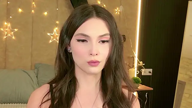 GIGI DAVS online show from 04/08/26, 08:21