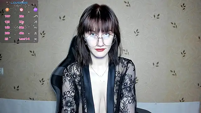 Snapshot of NicoleDaviss chatting on 06/06/26, 07:19 NicoleDaviss online show from 06/06/26, 07:19