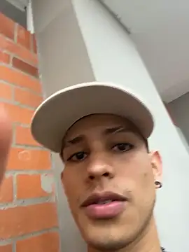 HarryGaze online show from 04/07/26, 03:36