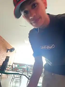 HarryGaze online show from 04/08/26, 06:09