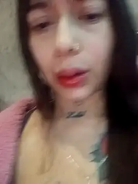 Snapshot of luna_scarlette chatting on 04/16/26, 01:39 luna scarlette online show from 04/16/26, 01:39