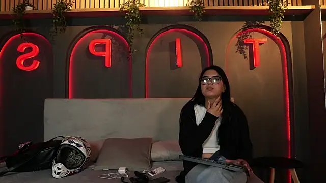 mekari fox online show from 06/02/26, 11:16