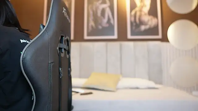 mekari fox online show from 03/03/26, 05:20