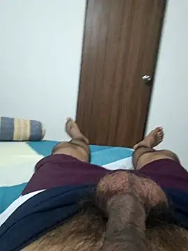 Snapshot of RonitVora chatting on 03/03/26, 02:35 RonitVora online show from 03/03/26, 02:35