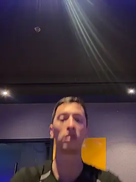 Thiago Jones1 online show from 04/14/26, 10:42