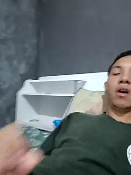 Gustavo063safado online show from 02/25/26, 01:55