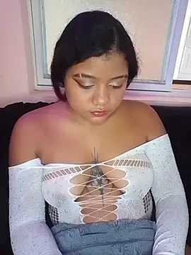 LatilTarium21 online show from 04/19/26, 07:38