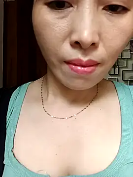 hd love69 online show from 02/25/26, 09:20