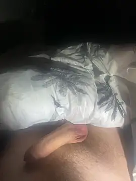 crustyyy1 online show from 03/12/26, 10:36