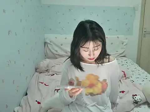 Snapshot of lilabeauty chatting on 03/04/26, 05:15 lilabeauty online show from 03/04/26, 05:15