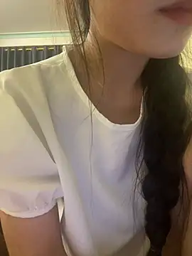 Snapshot of Rio-cute chatting on 06/19/26, 05:19 Rio-cute online show from 06/19/26, 05:19