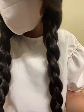 Snapshot of Rio-cute chatting on 06/28/26, 05:41 Rio-cute online show from 06/28/26, 05:41