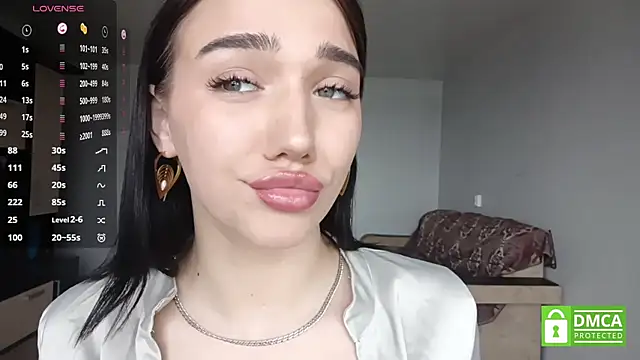 GilberteBauch online show from 03/28/26, 04:02