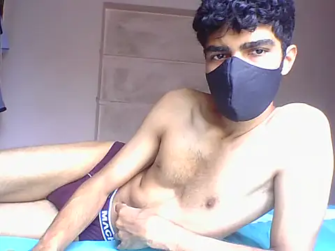 Snapshot of NikhilN247913 chatting on 02/24/26, 06:36 NikhilN247913 online show from 02/24/26, 06:36