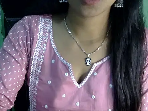 cute momo love online show from 03/25/26, 04:56