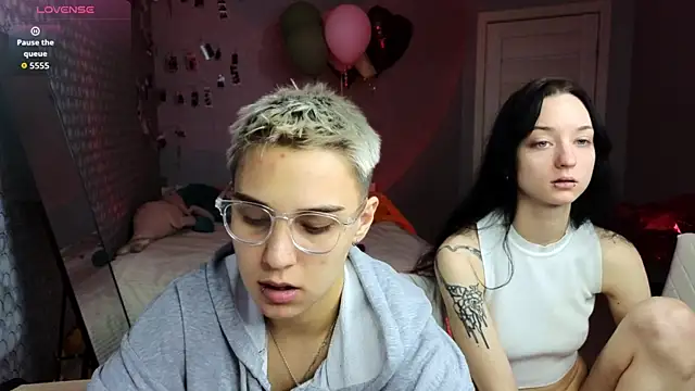 LuxuryLoverss online show from 03/26/26, 11:08