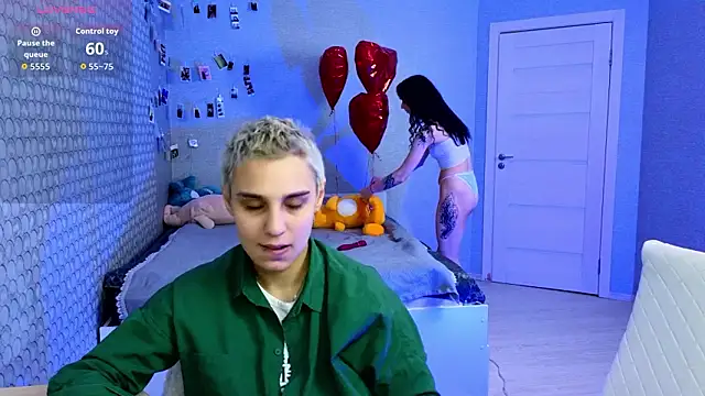 LuxuryLoverss online show from 03/04/26, 11:07