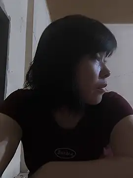 Snapshot of juicy-milu chatting on 06/03/26, 12:28 juicy-milu online show from 06/03/26, 12:28