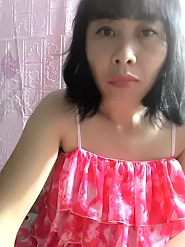 Snapshot of juicy-milu chatting on 07/13/26, 12:37 juicy-milu online show from 07/13/26, 12:37