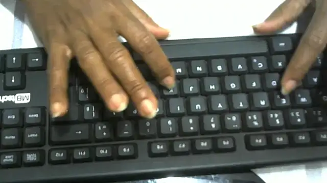 Snapshot of negraiza chatting on 04/13/26, 10:36 negraiza online show from 04/13/26, 10:36