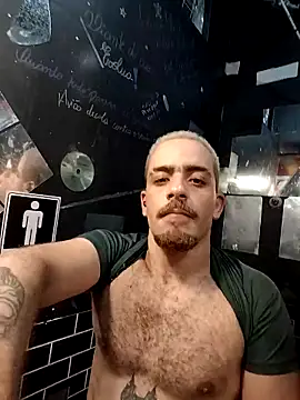 Snapshot of joyboyAct chatting on 03/17/26, 05:21 joyboyAct online show from 03/17/26, 05:21