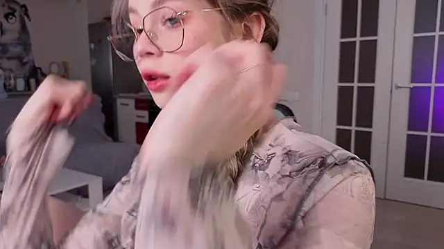 Dipamelly online show from 03/23/26, 02:22