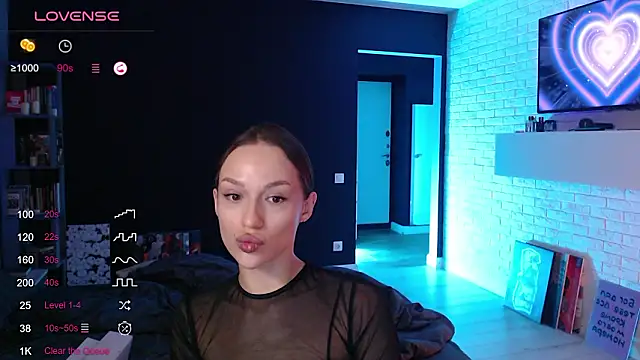 Jade Amore online show from 03/11/26, 04:01