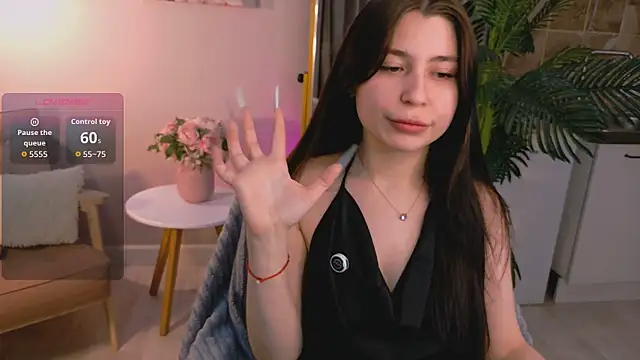 Snapshot of Valery_Ohara_ chatting on 03/01/26, 09:04 Valery Ohara online show from 03/01/26, 09:04