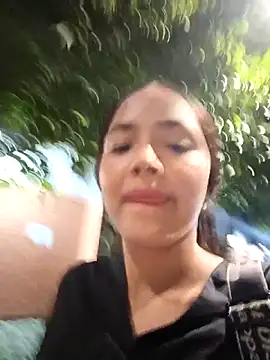 Sexy cloe outdoors online show from 03/04/26, 11:45