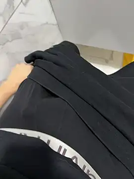 Vireontr1 online show from 02/22/26, 04:41