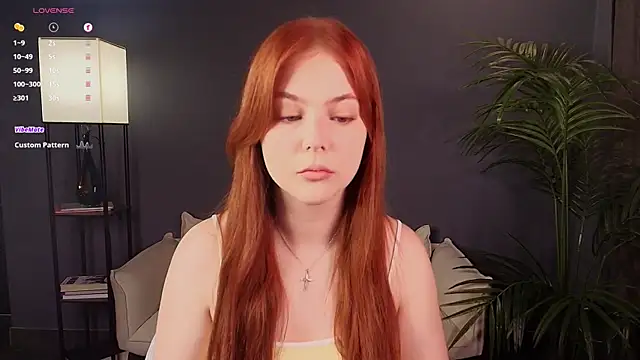 Elle Funning online show from 05/11/26, 02:57