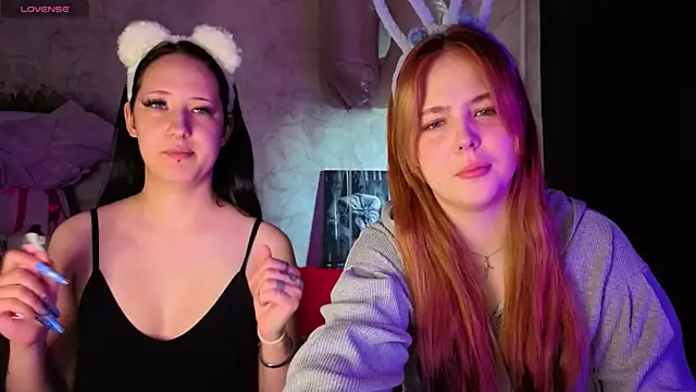 Elle Funning online show from 04/19/26, 08:59