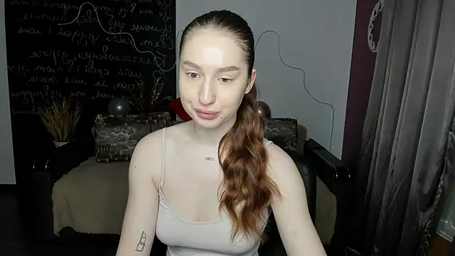 AlicaFoxis online show from 03/06/26, 06:47