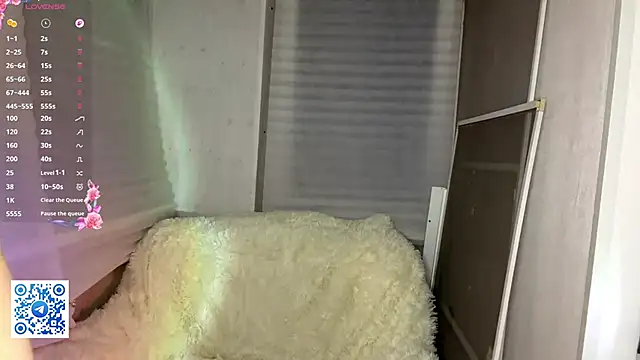 Carolini i online show from 03/12/26, 06:23