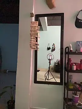 AnelimDagota  online show from 04/10/26, 11:50