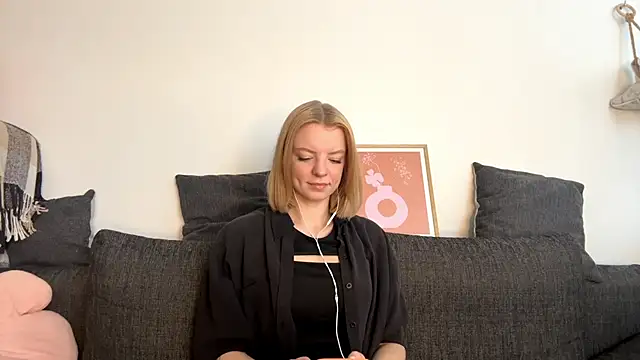 Marry Sornatiko online show from 03/06/26, 08:09