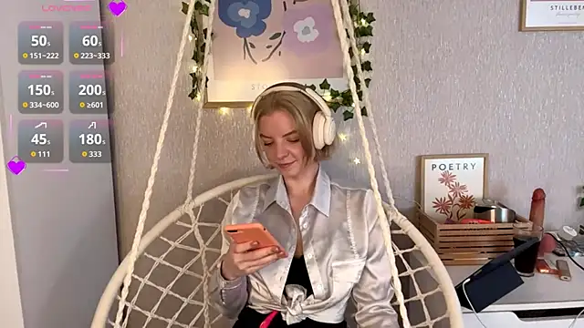 Marry Sornatiko online show from 05/17/26, 03:12
