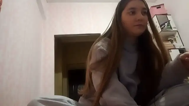 JanineThielman online show from 04/17/26, 03:15