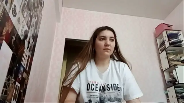 Snapshot of JanineThielman chatting on 07/12/26, 05:19 JanineThielman online show from 07/12/26, 05:19