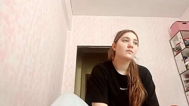 JanineThielman online show from 04/01/26, 03:41