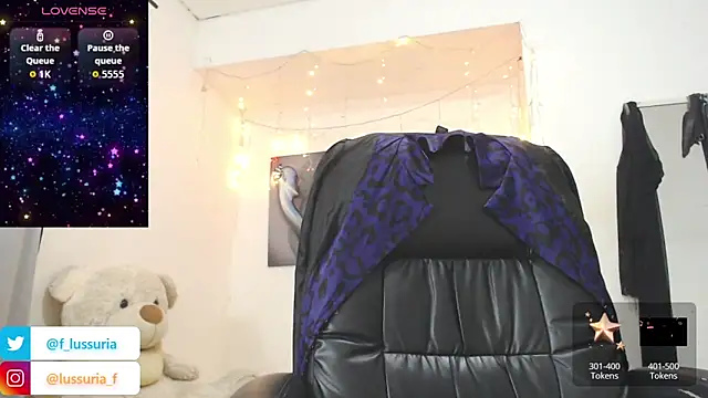 FranchescaSexy1 online show from 09/30/25, 11:00