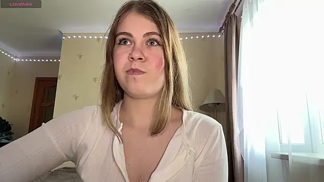 Amy Maev online show from 04/23/26, 12:29