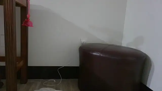 Snapshot of princessandthefootjob chatting on 04/15/26, 08:31 princessandthefootjob online show from 04/15/26, 08:31