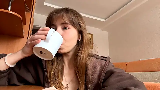 Snapshot of SerenaHawthorne chatting on 03/03/26, 09:49 SerenaHawthorne online show from 03/03/26, 09:49