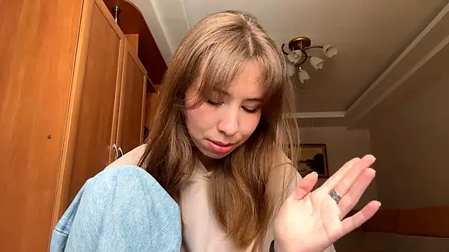 Snapshot of SerenaHawthorne chatting on 02/27/26, 10:04 SerenaHawthorne online show from 02/27/26, 10:04