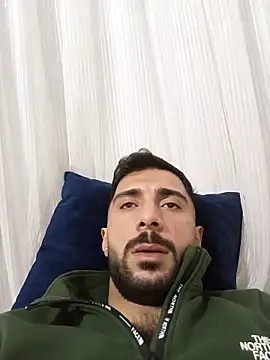 Snapshot of Serkan_2 chatting on 02/25/26, 04:40 Serkan 2 online show from 02/25/26, 04:40