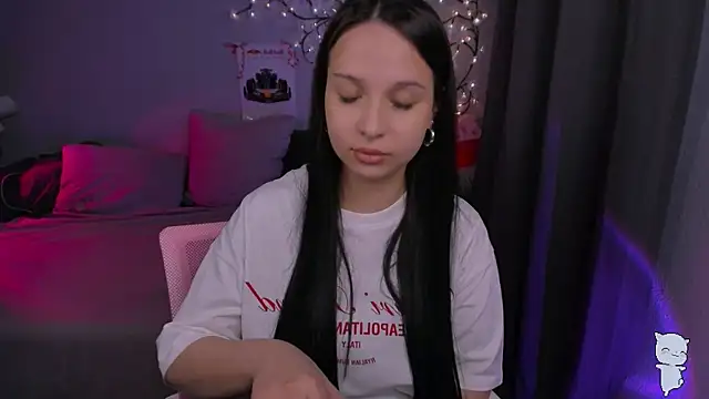 SoftyMooon online show from 04/16/26, 04:19