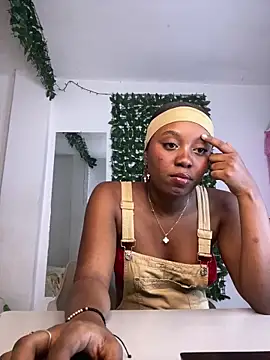 Jazmin chell online show from 03/22/26, 12:25