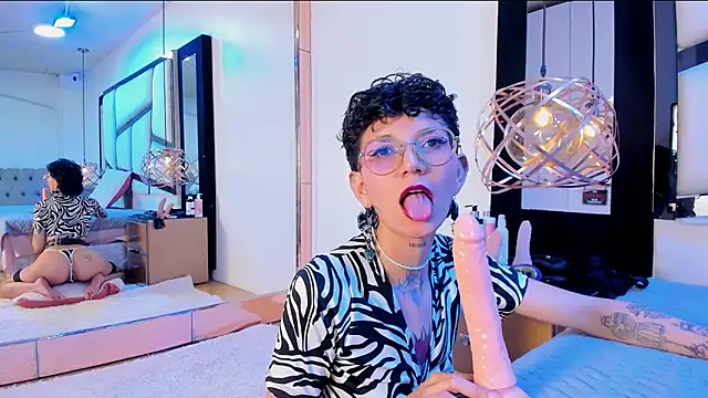 Calioperoux online show from 03/06/26, 08:59