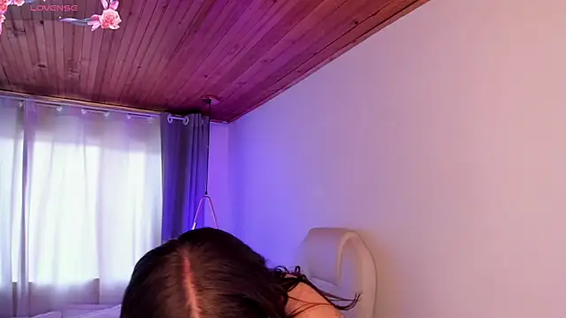 NixieSterling online show from 03/07/26, 07:41